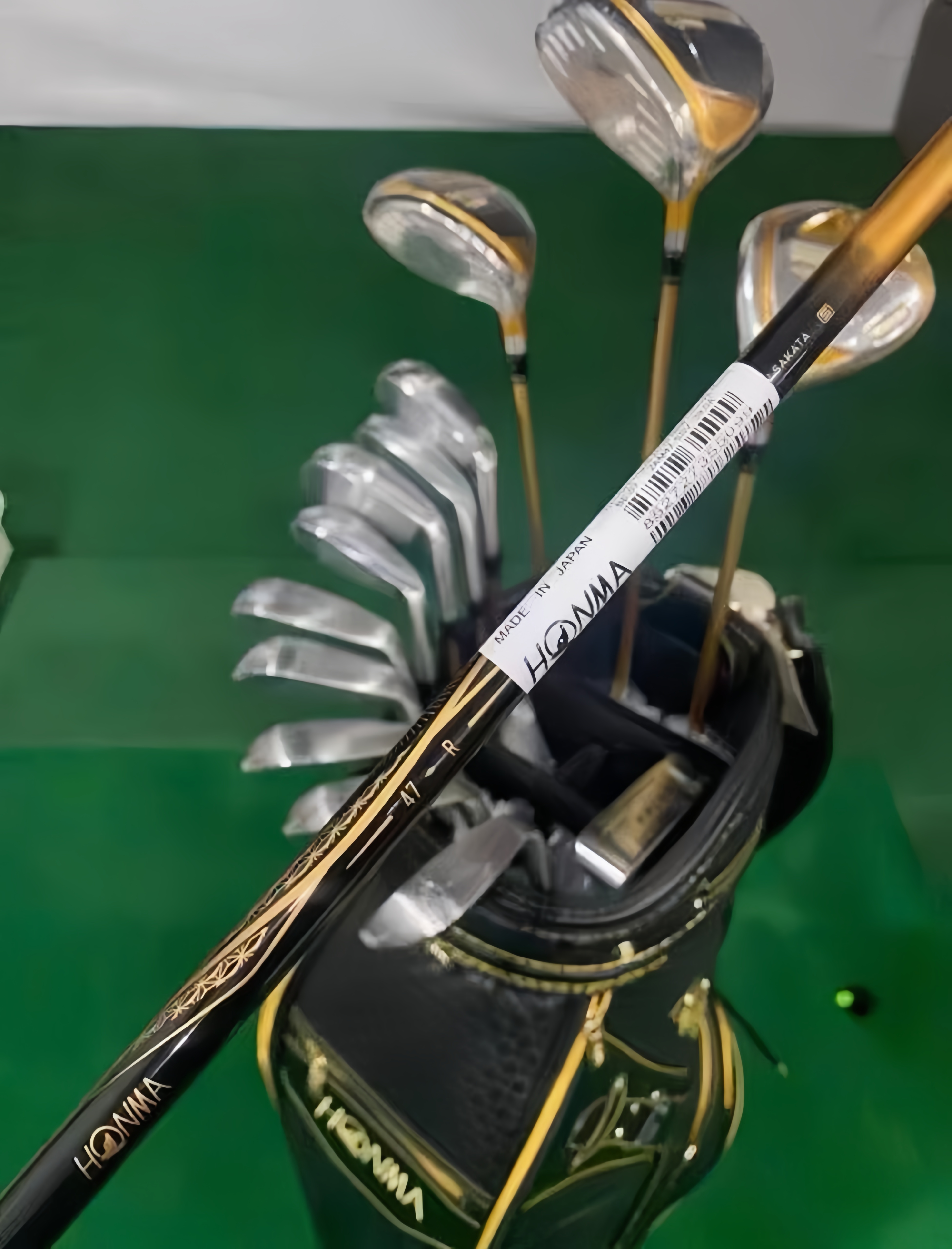 HONMA left-hand club S-07 4-star set - Golf Master
✔️ Brand New Premium Clubs
✔️ FREE Custom Fitting (Shaft & Grip)
✔️ Tour-Level Performance
✔️ Worldwide FREE Shipping 
✔️Indistinguishable from the authetic.
 ✅What you see is what you get.✅
🏌️‍♂️ **Premium Golf Products** 🏌️‍♀️
Irons | Drivers | Putters | Wedges | Bags