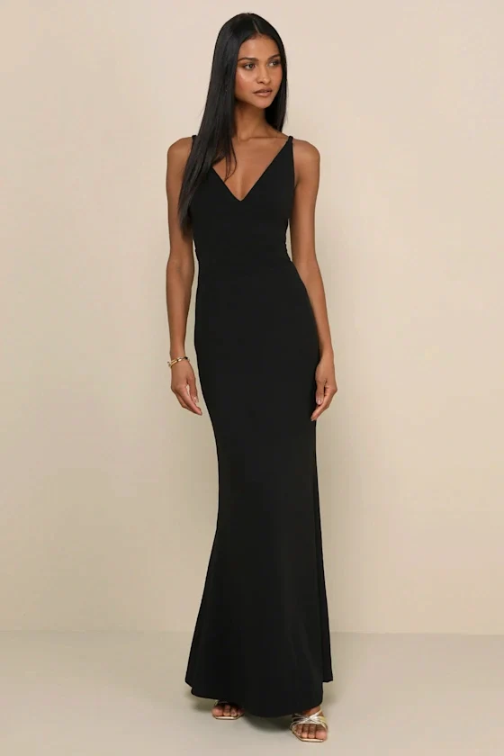 Melora Black Sleeveless Maxi Dress