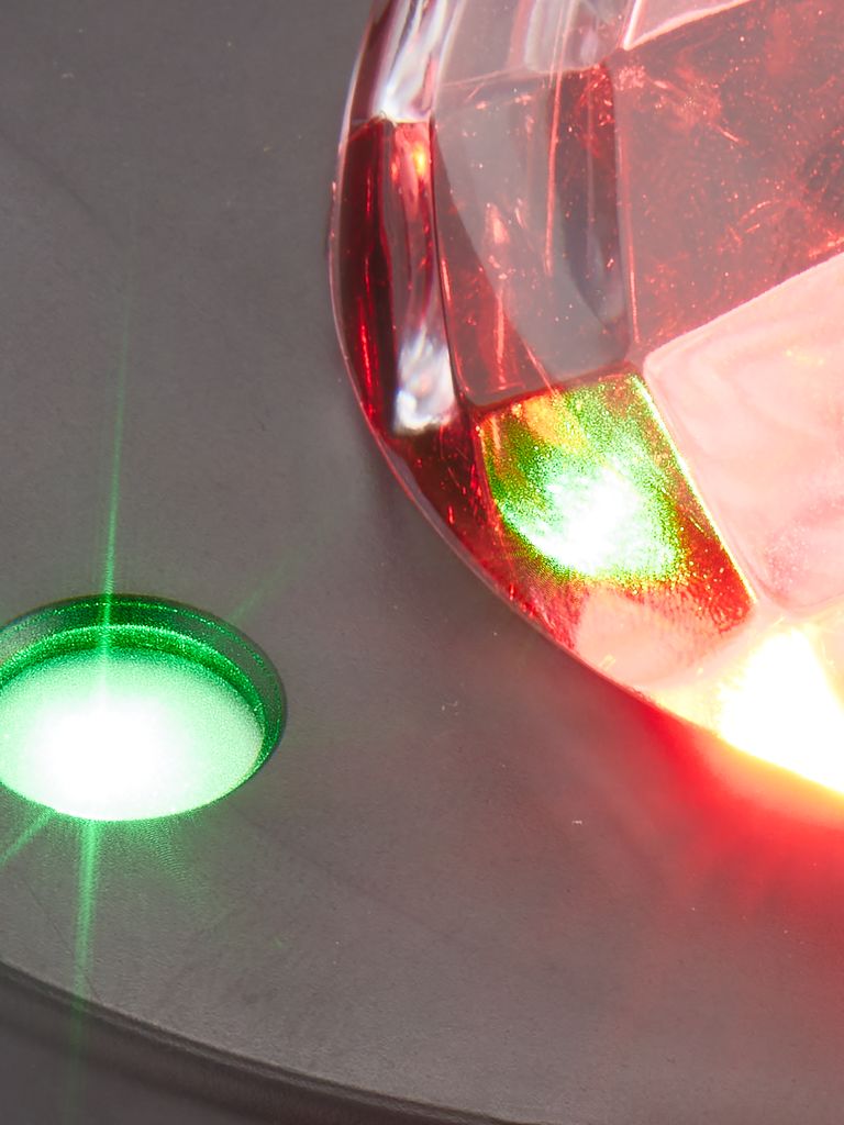 Galaxy projector KARLO with multicolour LED - Amazon