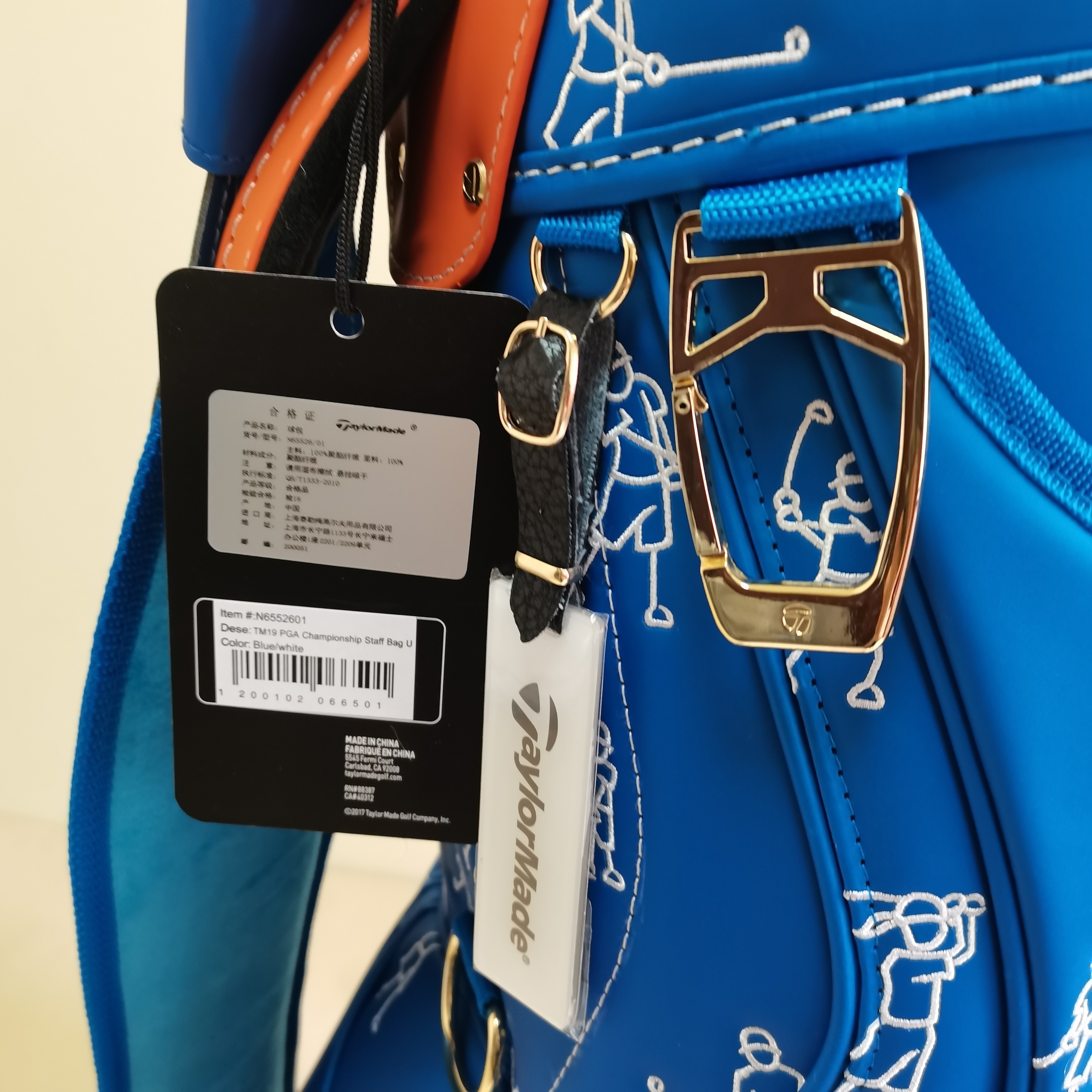 Taylormade Bag 22 - Golf Master
✔️ Brand New Premium Clubs
✔️ FREE Custom Fitting (Shaft & Grip)
✔️ Tour-Level Performance
✔️ Worldwide FREE Shipping 
✔️Indistinguishable from the authetic.
 ✅What you see is what you get.✅
🏌️‍♂️ **Premium Golf Products** 🏌️‍♀️
Irons | Drivers | Putters | Wedges | Bags