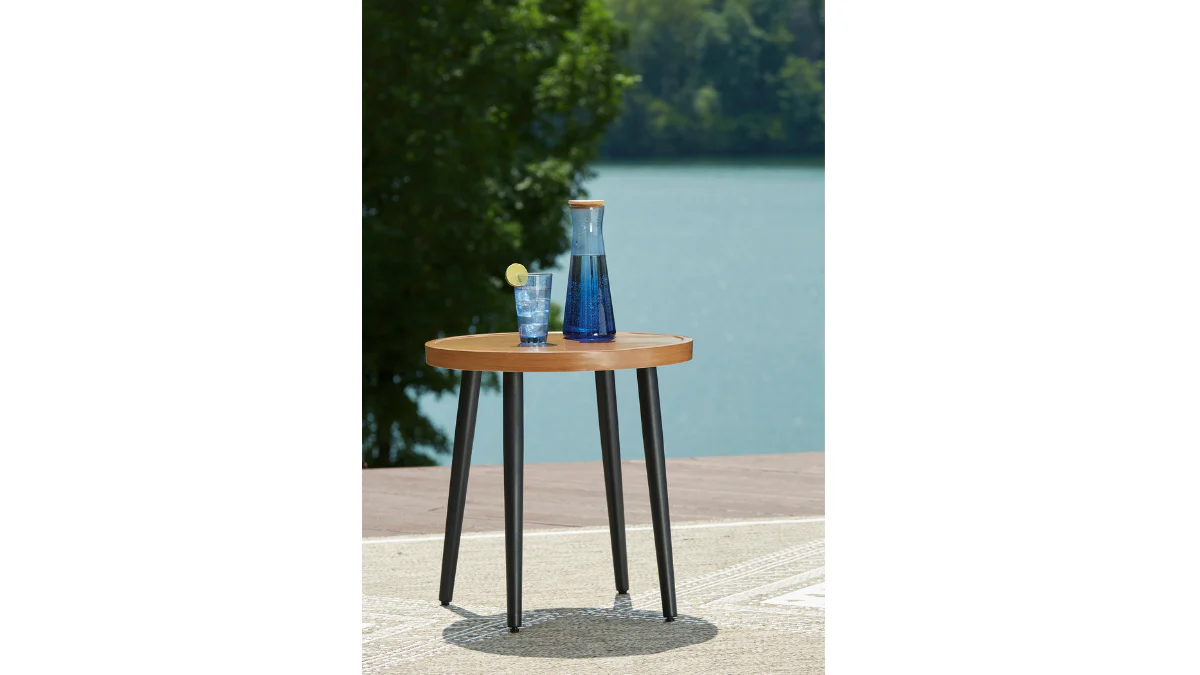 HORIZON HALL OUTDOOR END TABLE