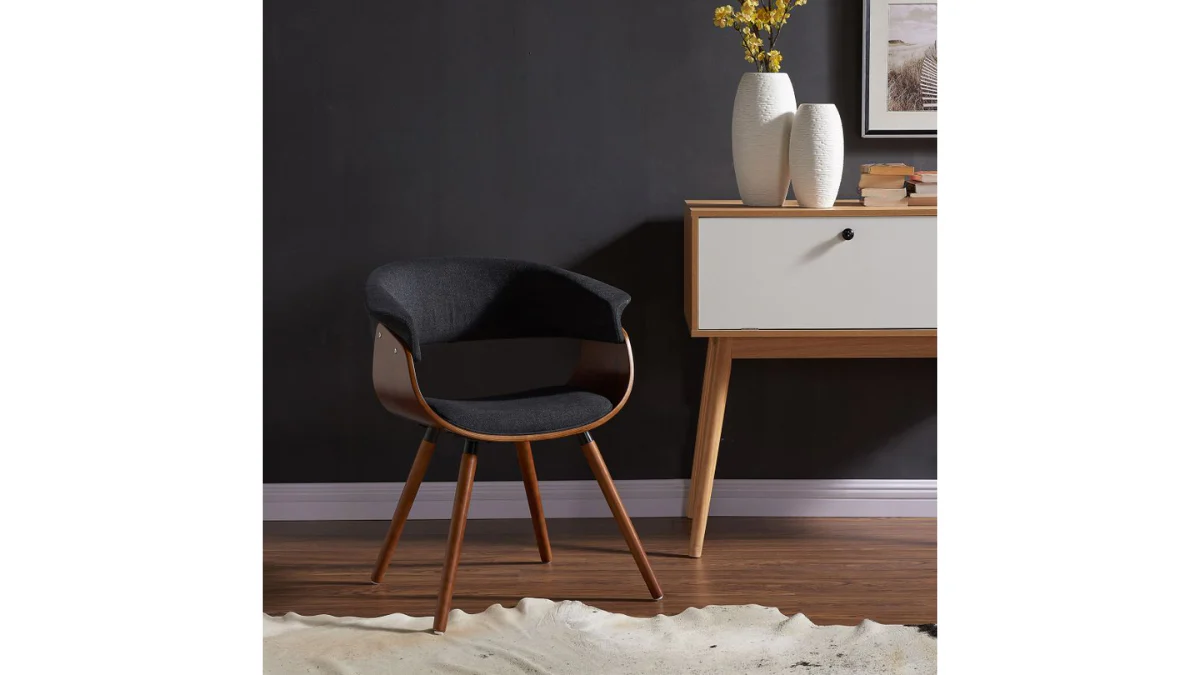 HOLT DINING CHAIR