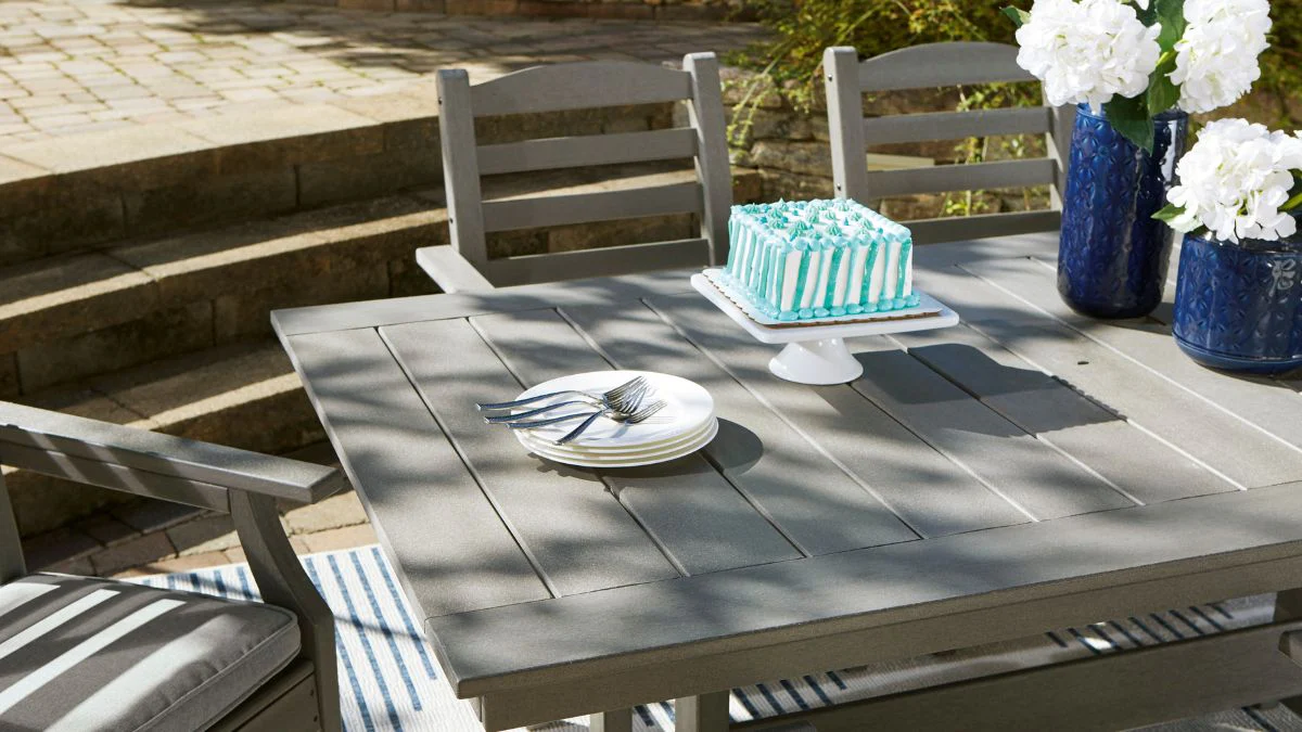 VISOLA OUTDOOR RECTANGLE DINING TABLE