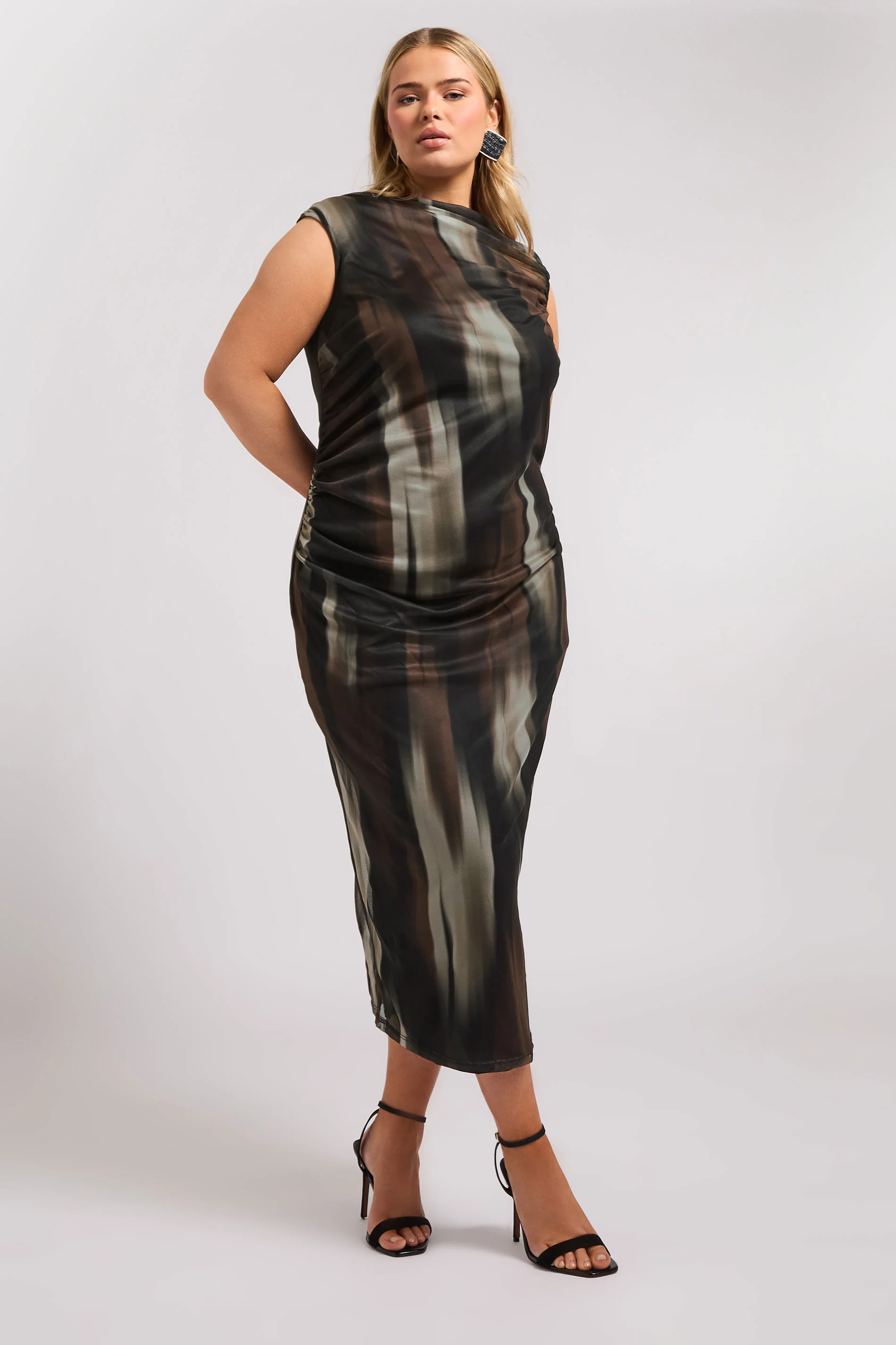 Yours London YOURS LONDON Curve Brown Abstract Print Slash Neck Dress