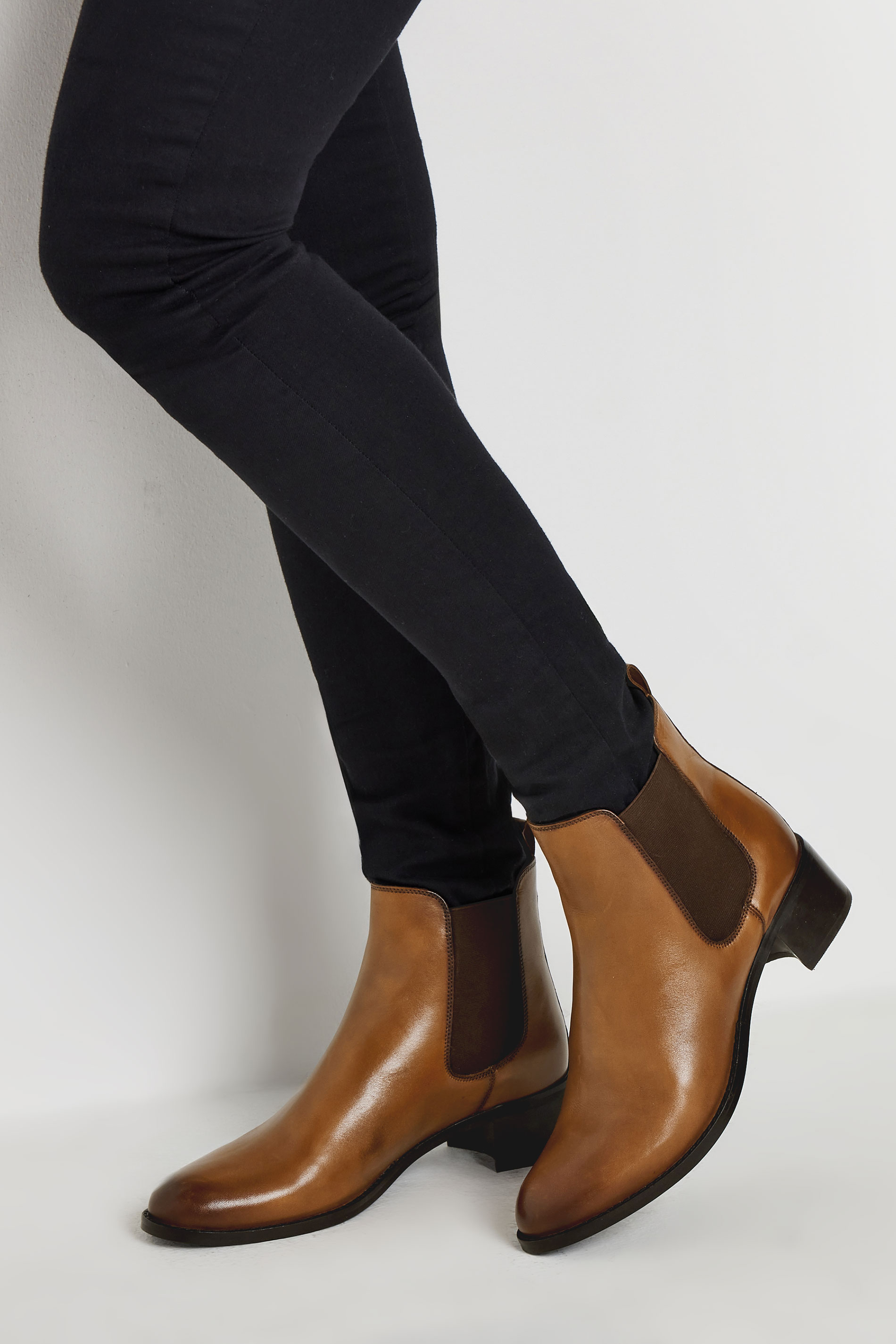 LTS LTS Brown Leather Block Heel Chelsea Boots In Standard Fit