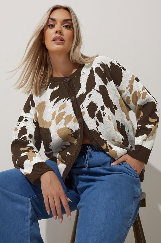 Limited Collection LIMITED COLLECTION Curve White Cow Knitted Cardigan