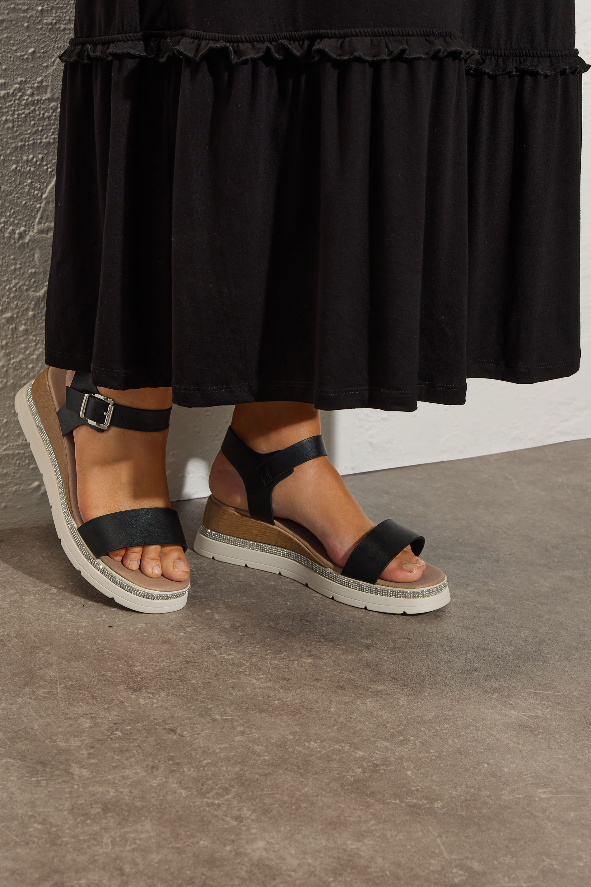 Yours Black Diamante Flatform Sandals In Wide E Fit & Extra Wide EEE Fit