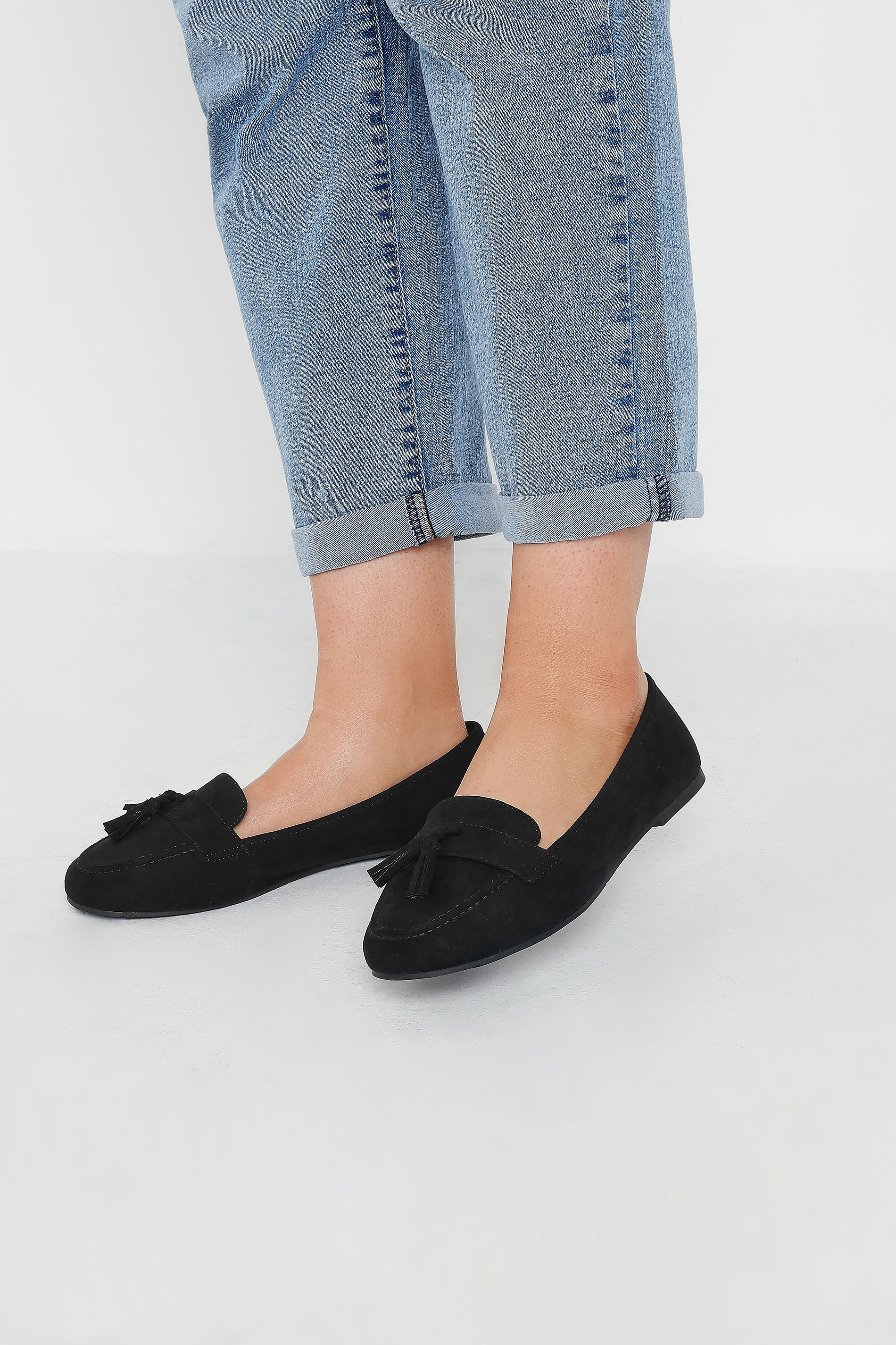 Yours Black Tassel Detail Faux Suede Loafers In Wide E & Extra Wide EEE Fit