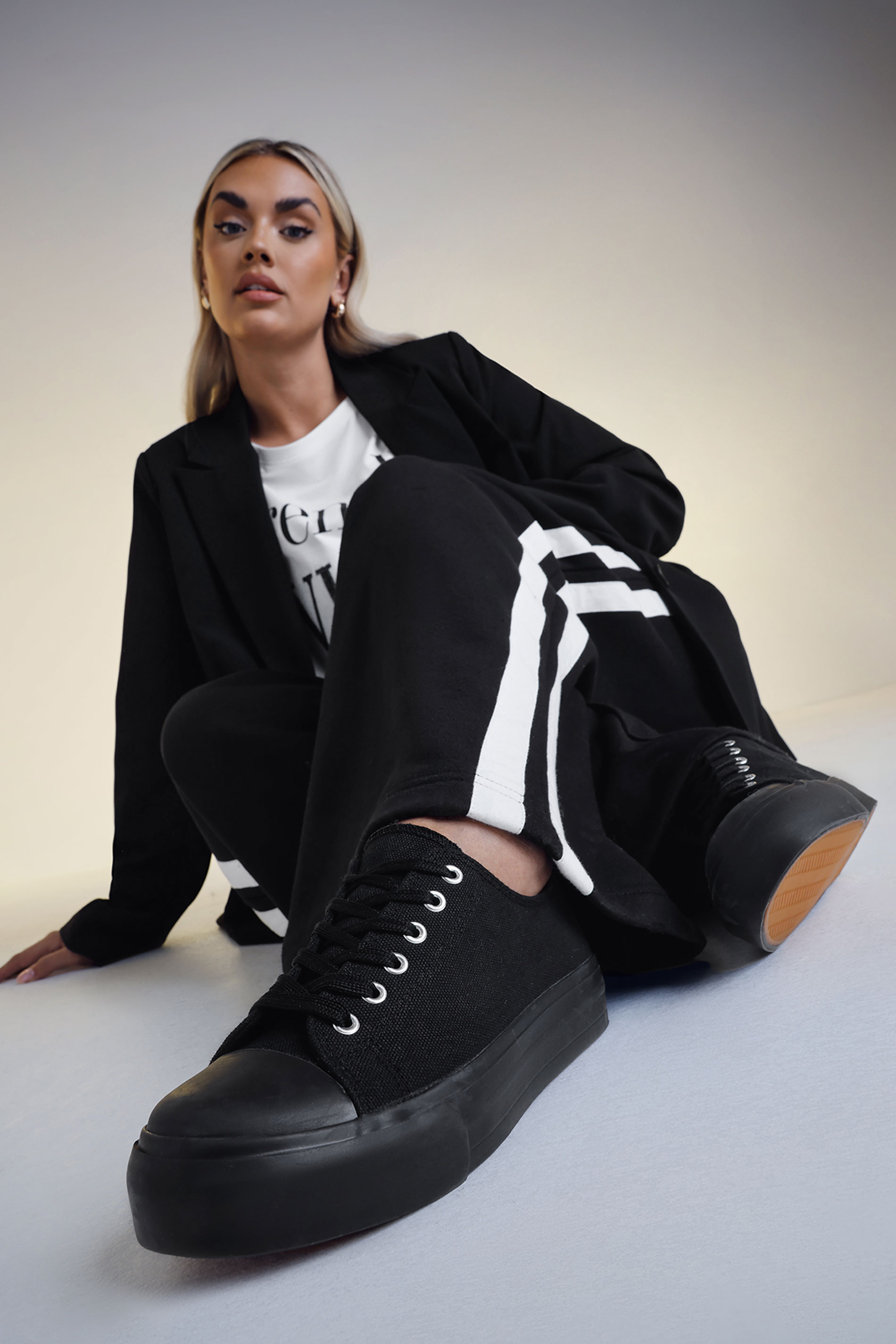 Yours Black Canvas Trainers In Wide E Fit & Extra Wide EEE Fit