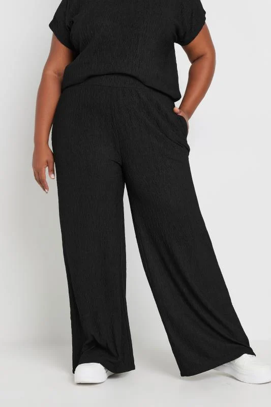 Yours YOURS Curve Black Plisse Flute Sleeve Top