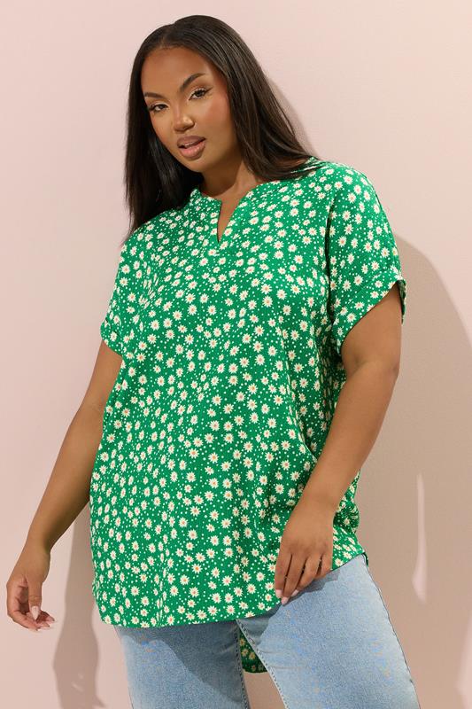 Yours YOURS Curve Green Daisy Print Notch Neck Top