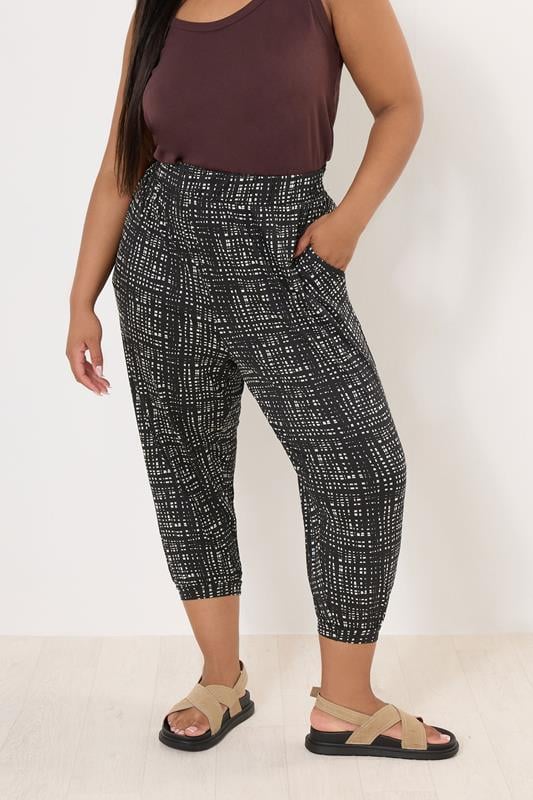 Yours YOURS Curve Black Cropped Stripe Print Harem Joggers
