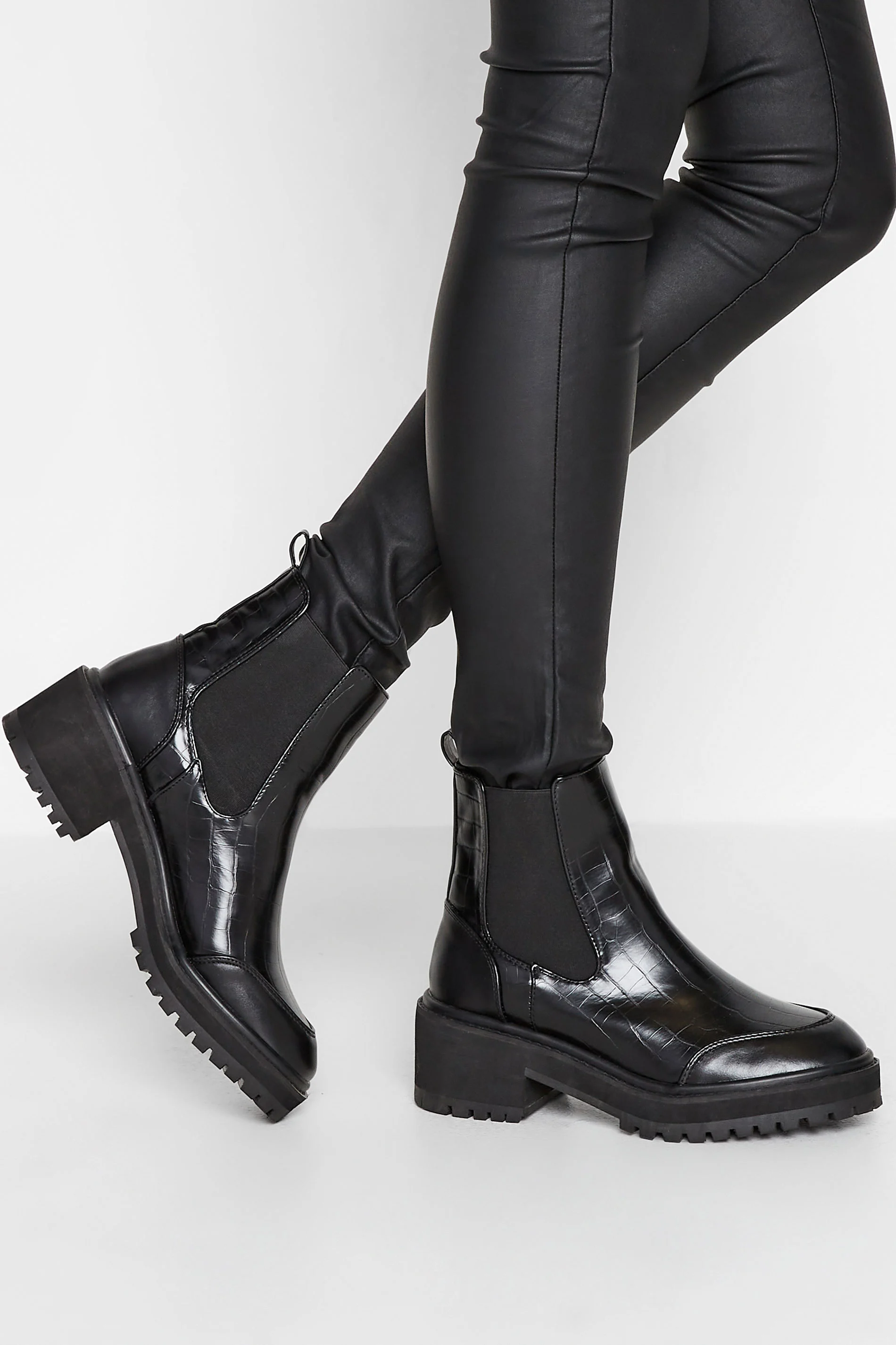 LTS LTS Black Chunky Chelsea Croc Heel Boot In Standard Fit