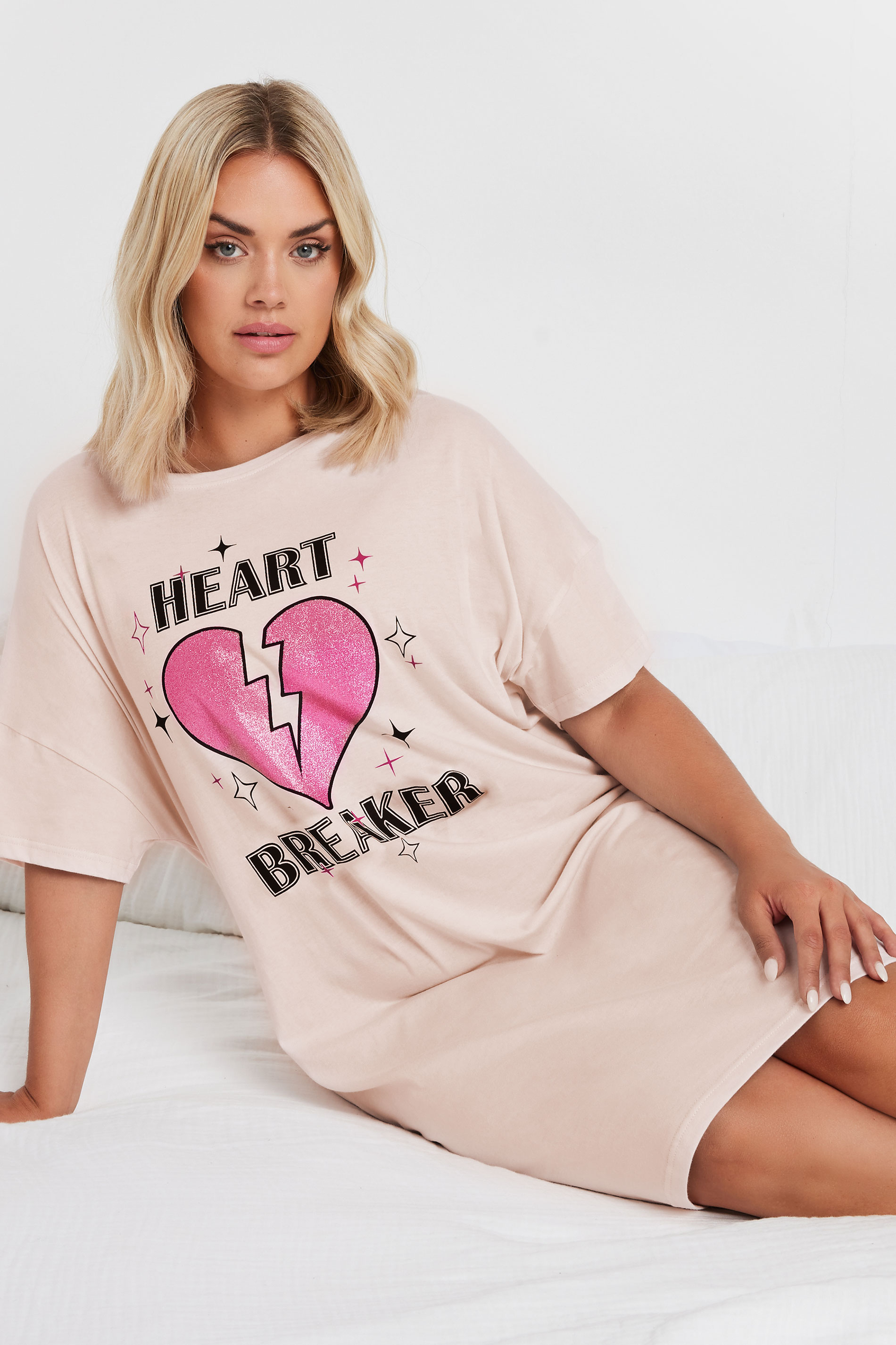 Yours YOURS Curve Pink 'Heart Breaker' Sleep Tee Nightdress