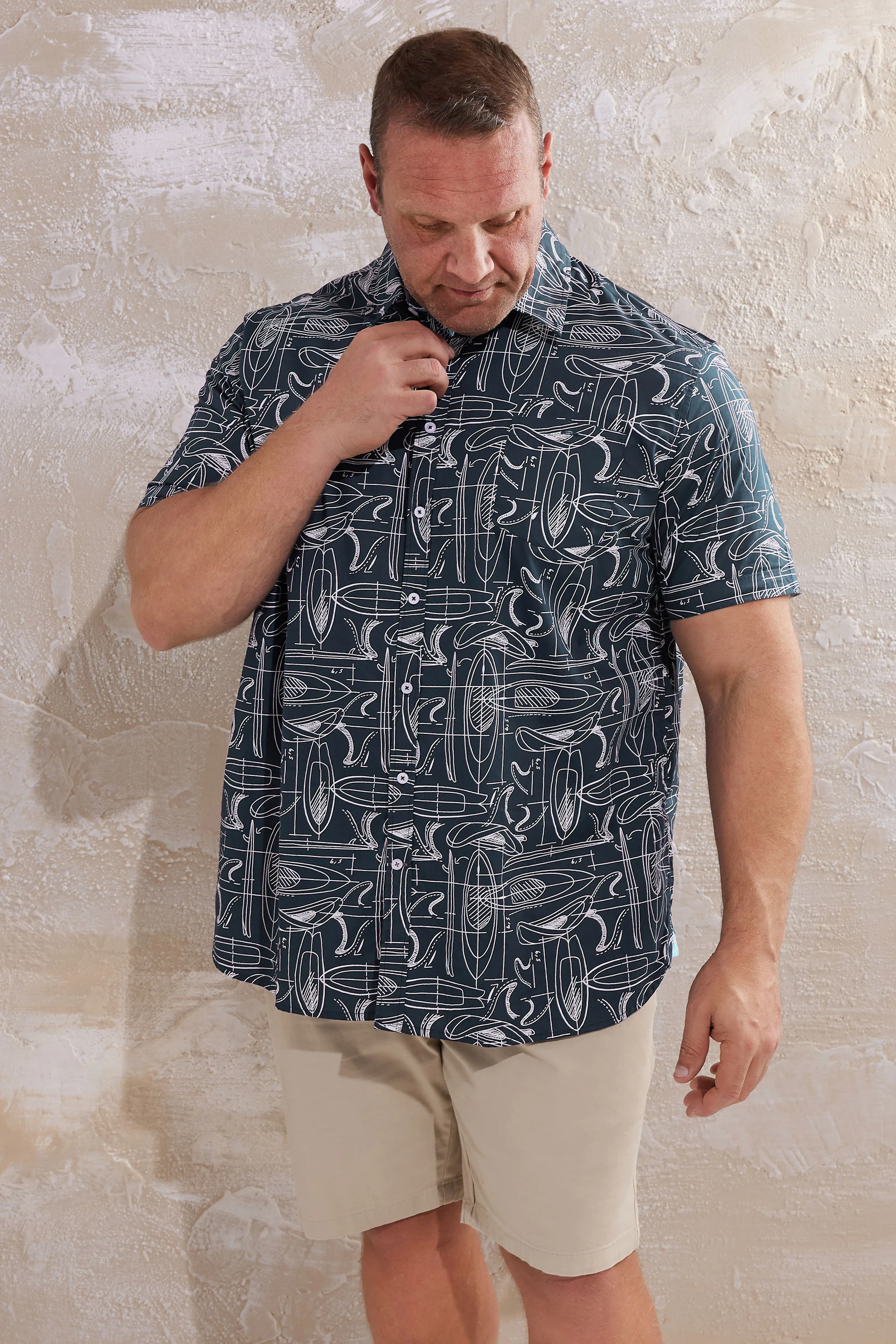 D555 D555 Big & Tall Navy Blue Surf Print Shirt