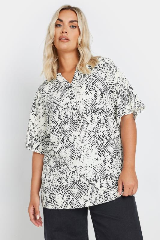 Yours YOURS Curve White Snake Print V-Neck Blouse