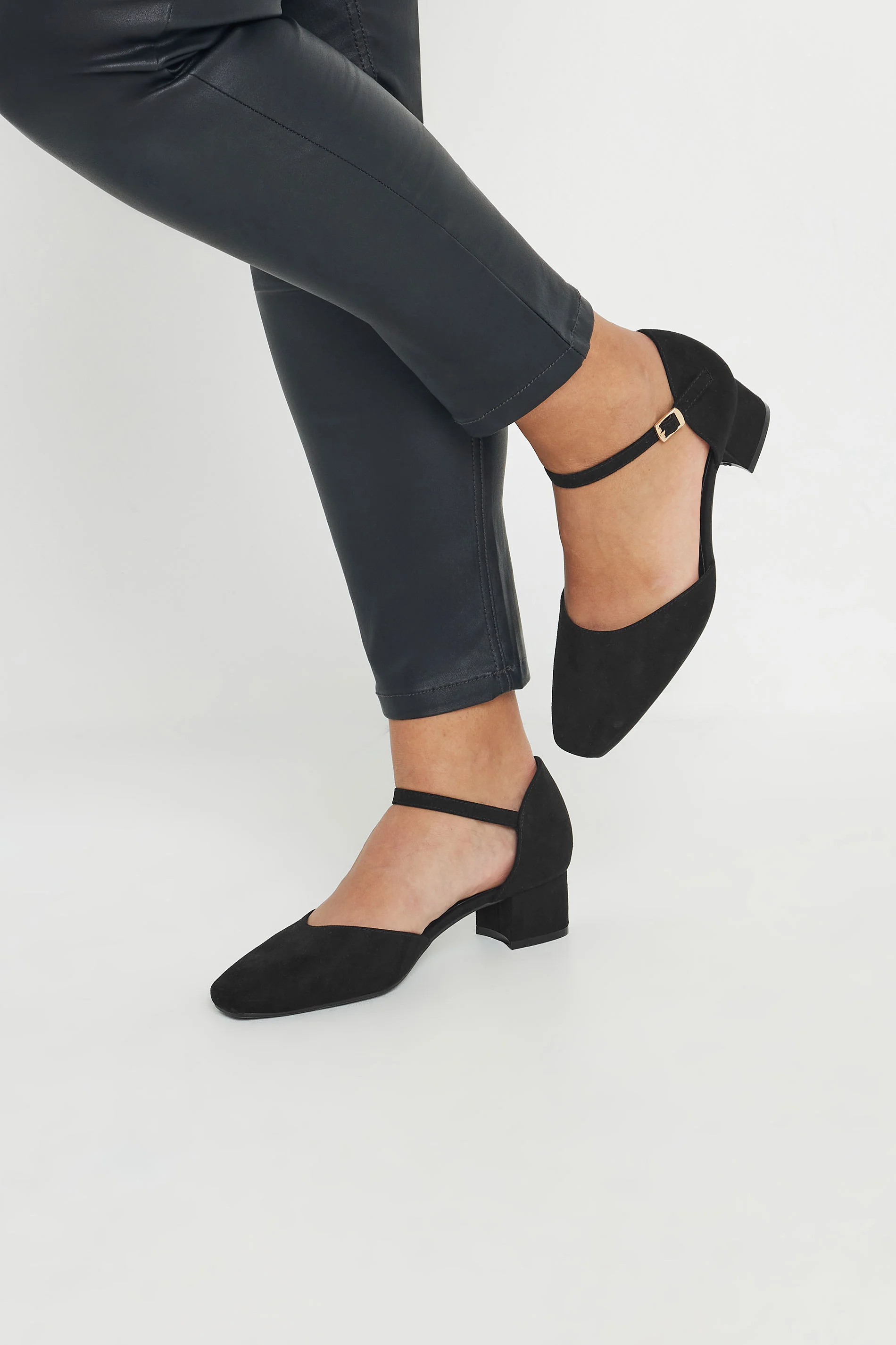 Yours Black Faux Suede Block Heel Court Shoes In Extra Wide EEE Fit