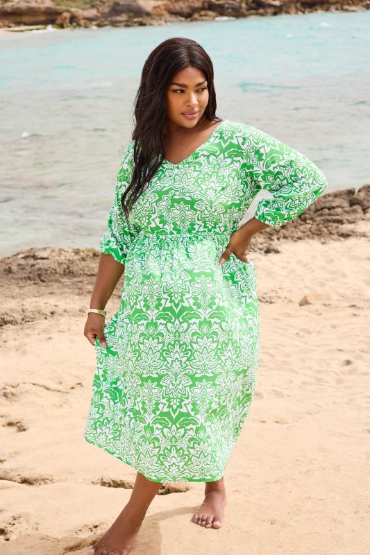 Yours YOURS Curve Green Paisley Print V-Neck Midaxi Dress