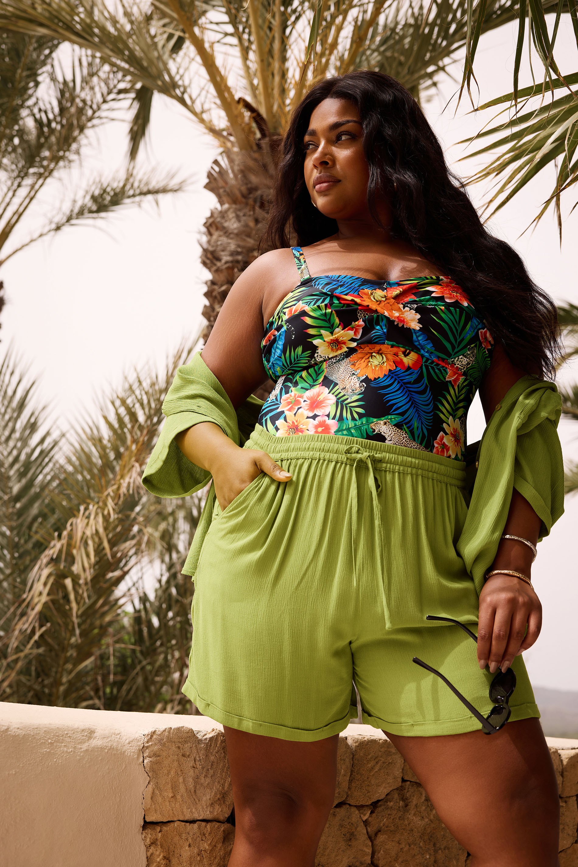 Yours YOURS Curve Olive Green Crinkle Shorts