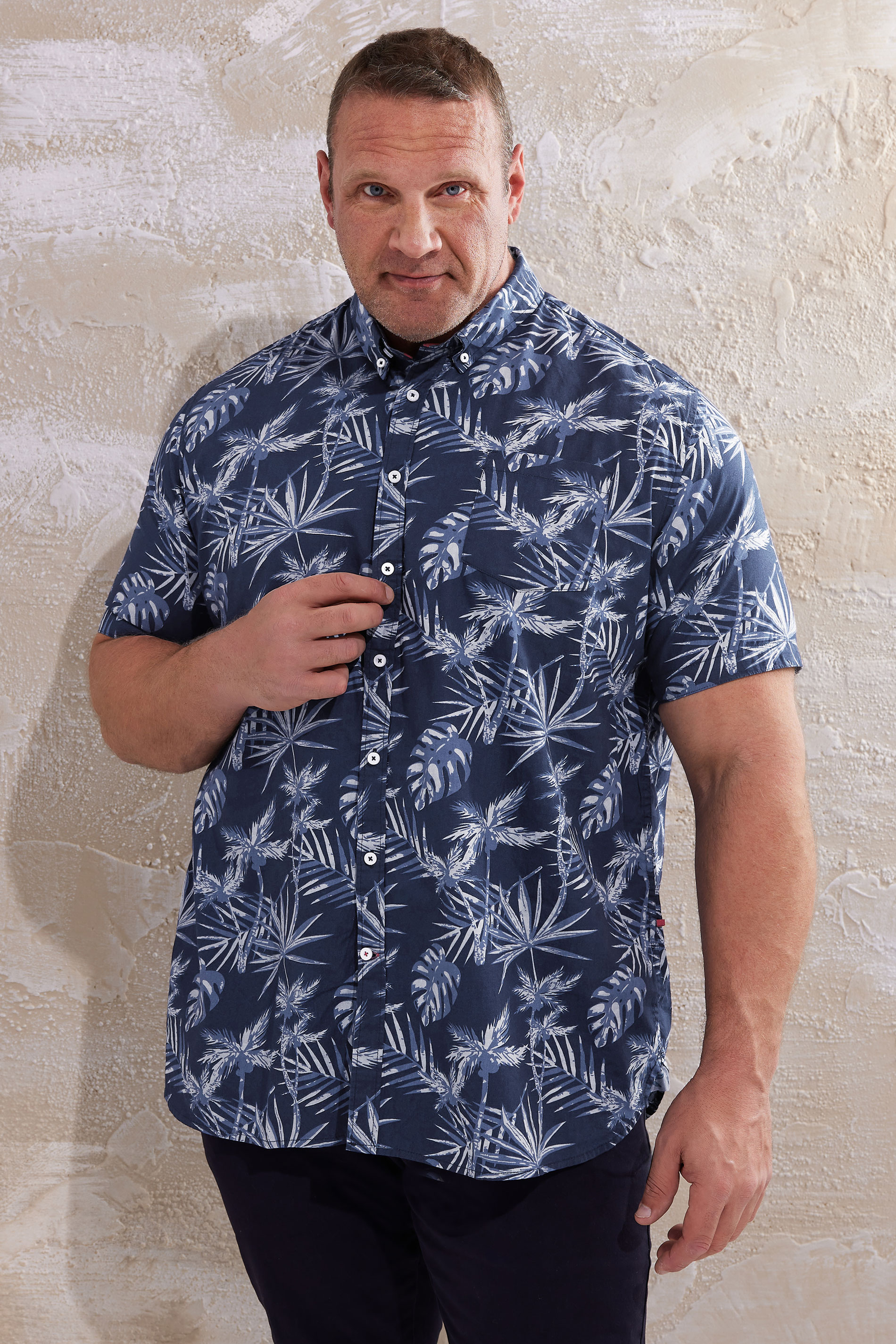 D555 D555 Big & Tall Navy Blue Tropical Leaf Print Shirt