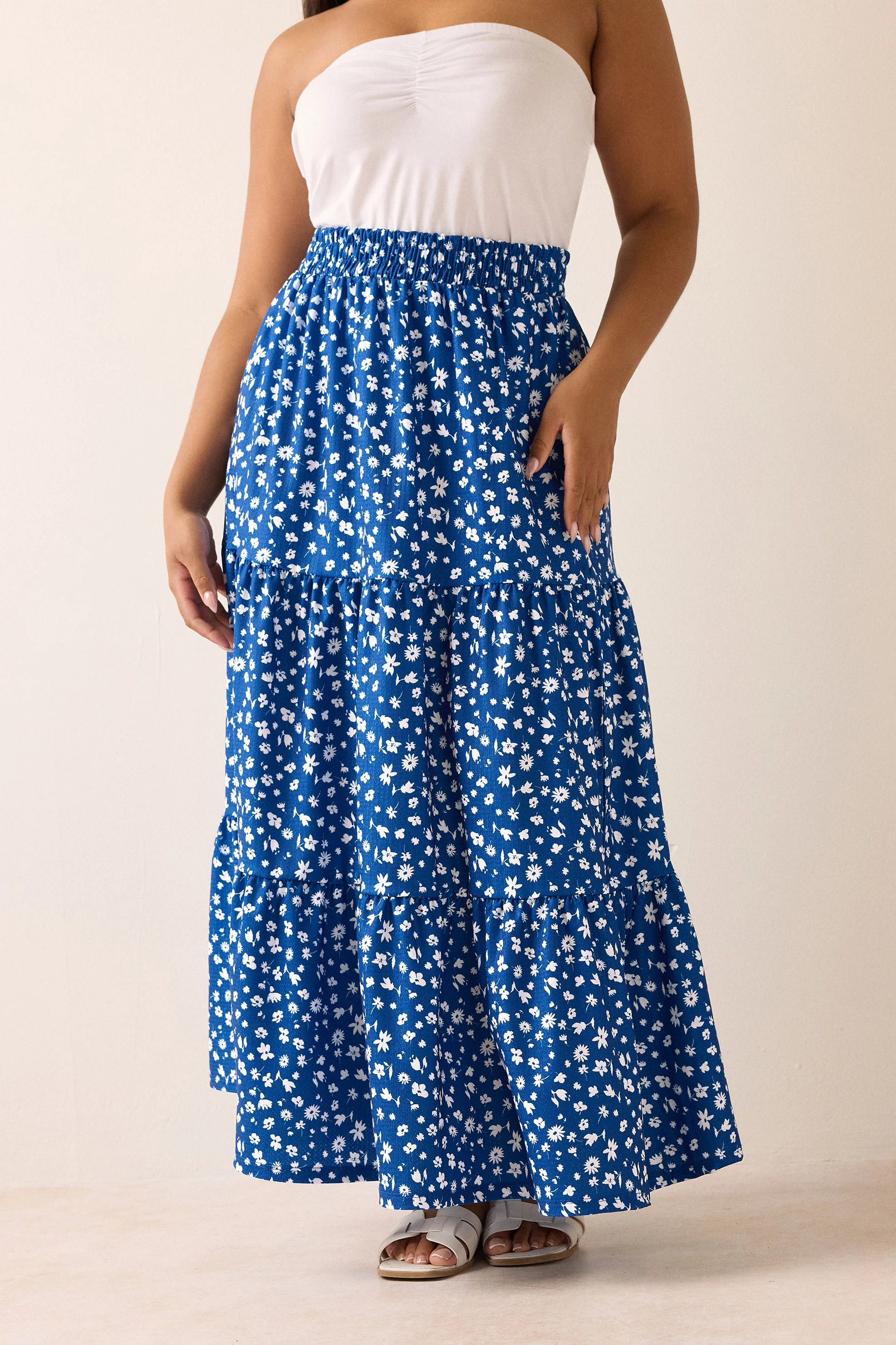 Yours YOURS Curve Blue Floral Print Tiered Maxi Skirt