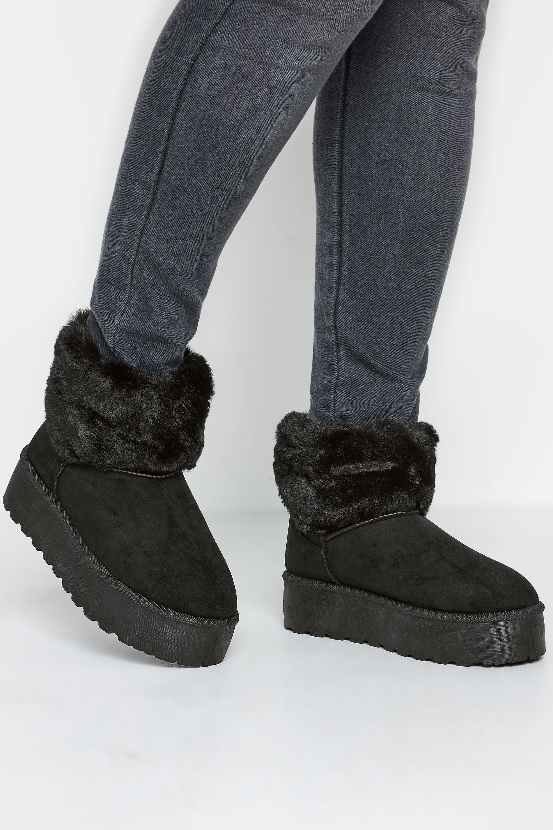 Yours Black Platform Faux Fur Collared Boot in Wide E Fit