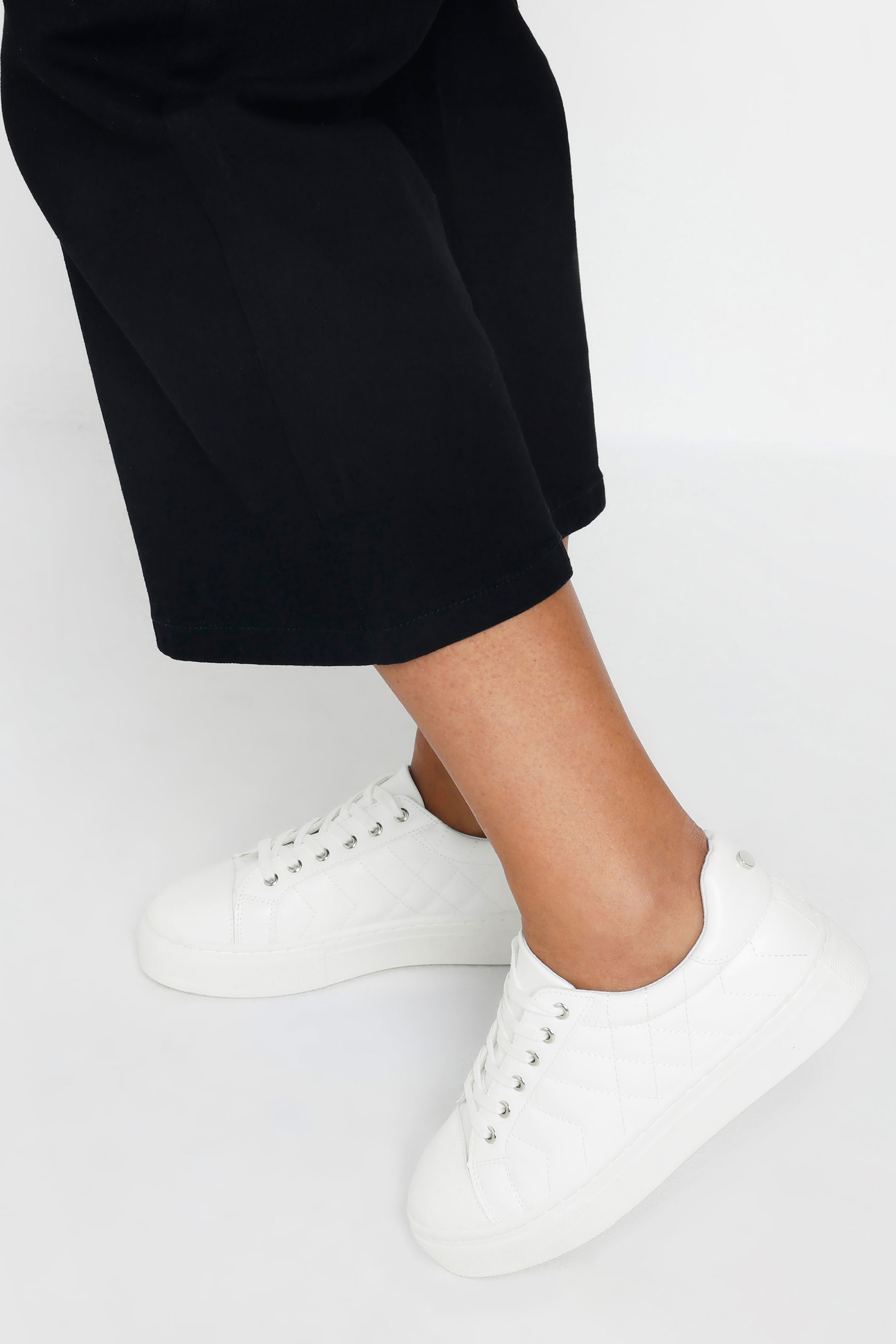 Yours White Quilted Design Trainers In Wide E Fit & Extra Wide EEE Fit