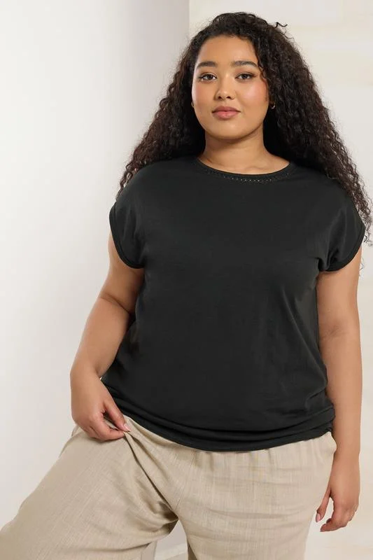 Yours YOURS Curve Black Crochet Trim Detail T-Shirt