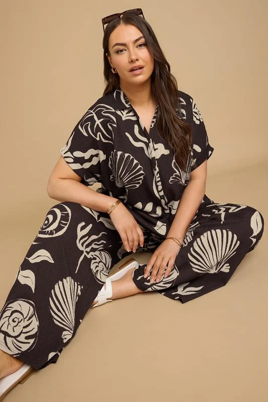Yours YOURS Curve Brown Seashell Print Textured Shirt