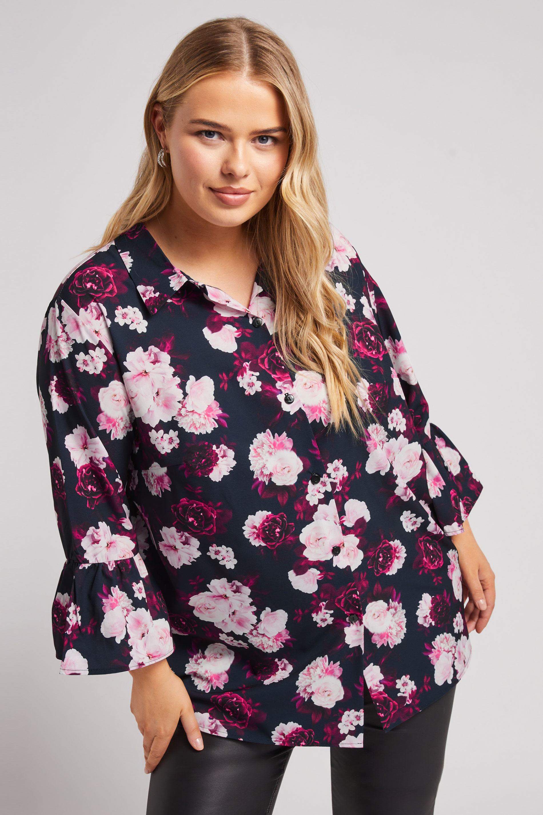 Yours London YOURS LONDON Curve Black Floral Print Bell Sleeve Shirt