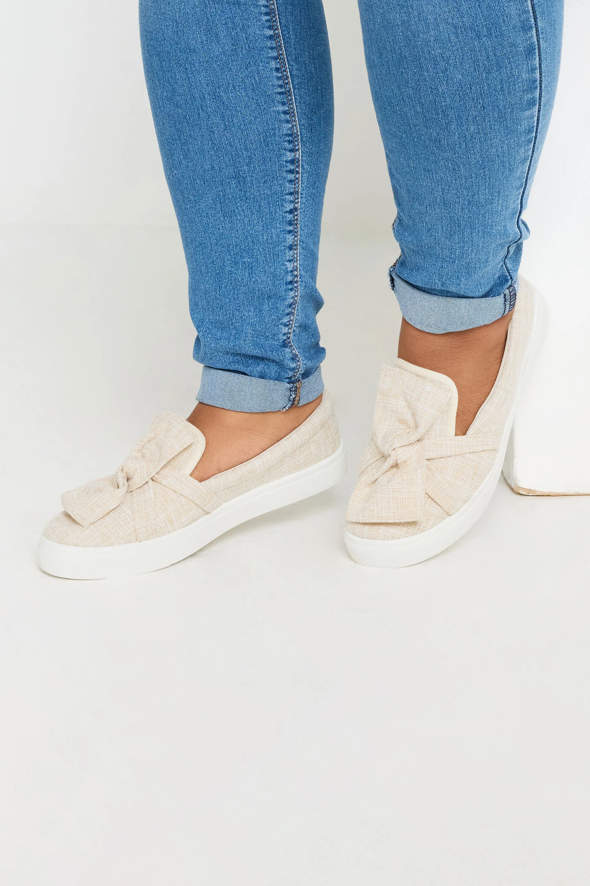 Yours Beige Brown Canvas Twisted Bow Slip-On Trainers In Wide E Fit