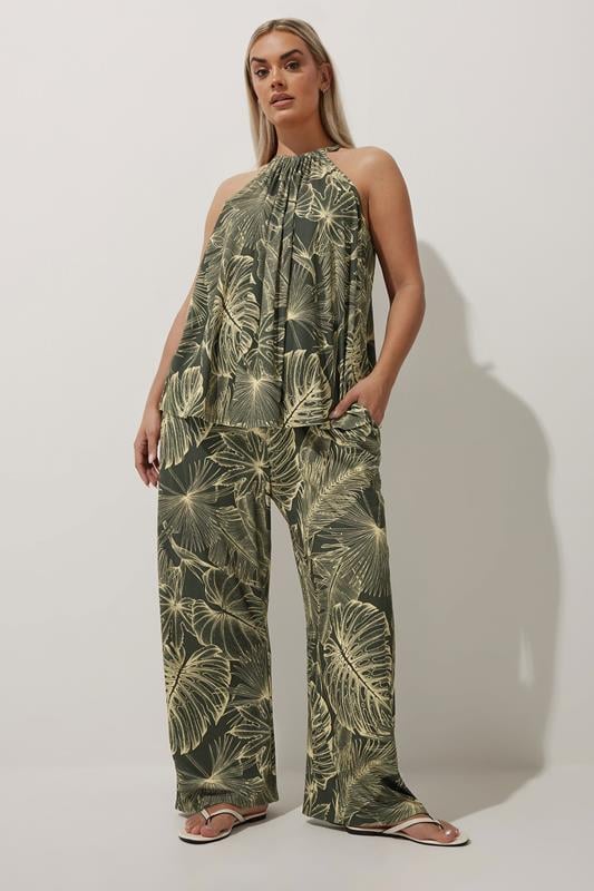 Limited Collection LIMITED COLLECTION Curve Green Tropical Palm Halter Neck Top
