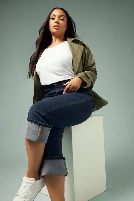 Yours YOURS Curve Blue Turn Up Cropped Denim Jeans