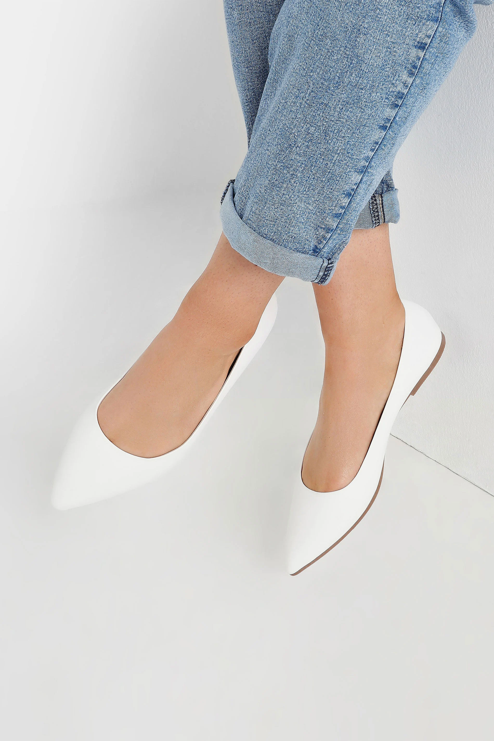 Yours White Pointed Ballet Pumps In Wide E & Extra Wide EEE Fit