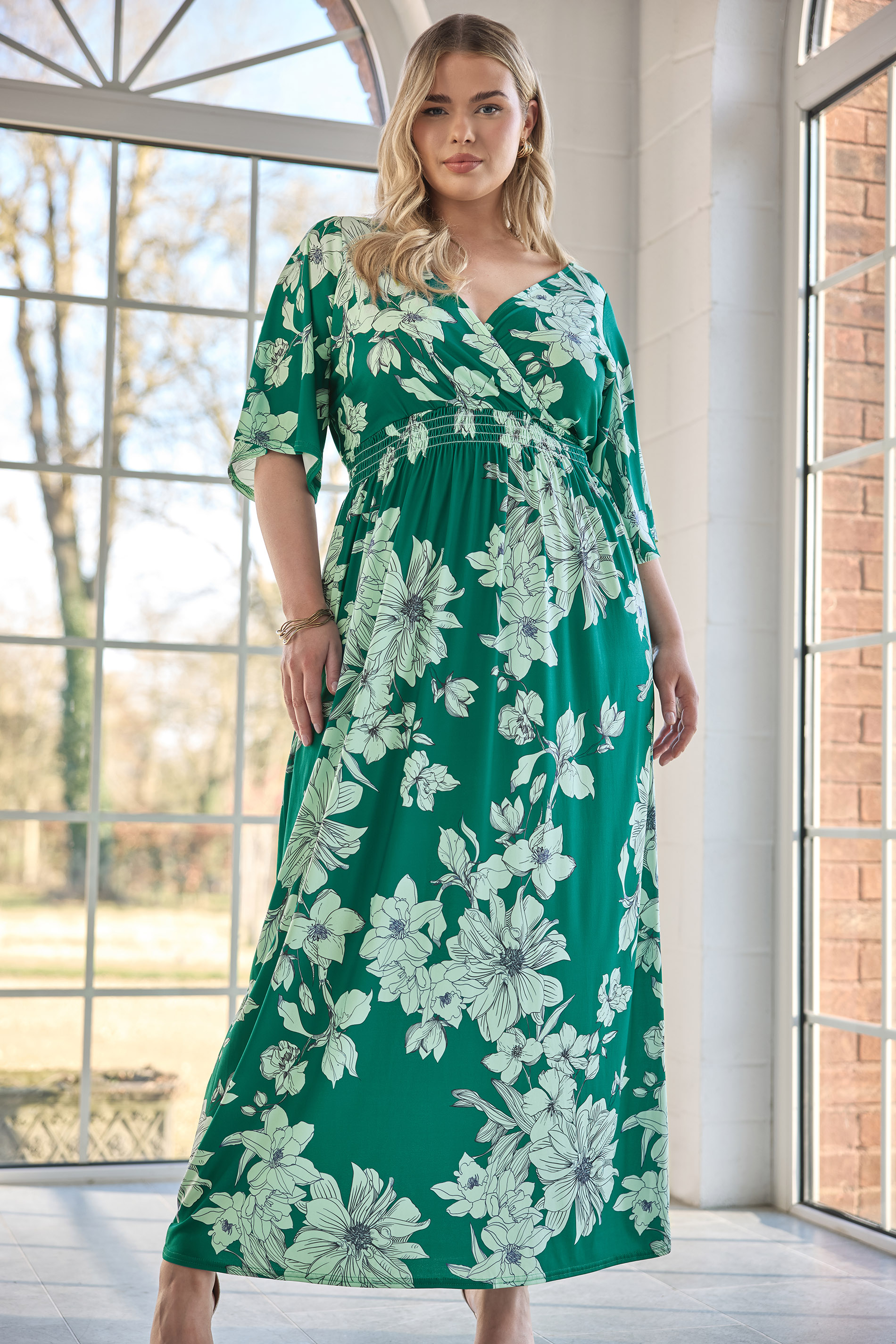 Yours London YOURS LONDON Curve Green Floral Print Maxi Dress