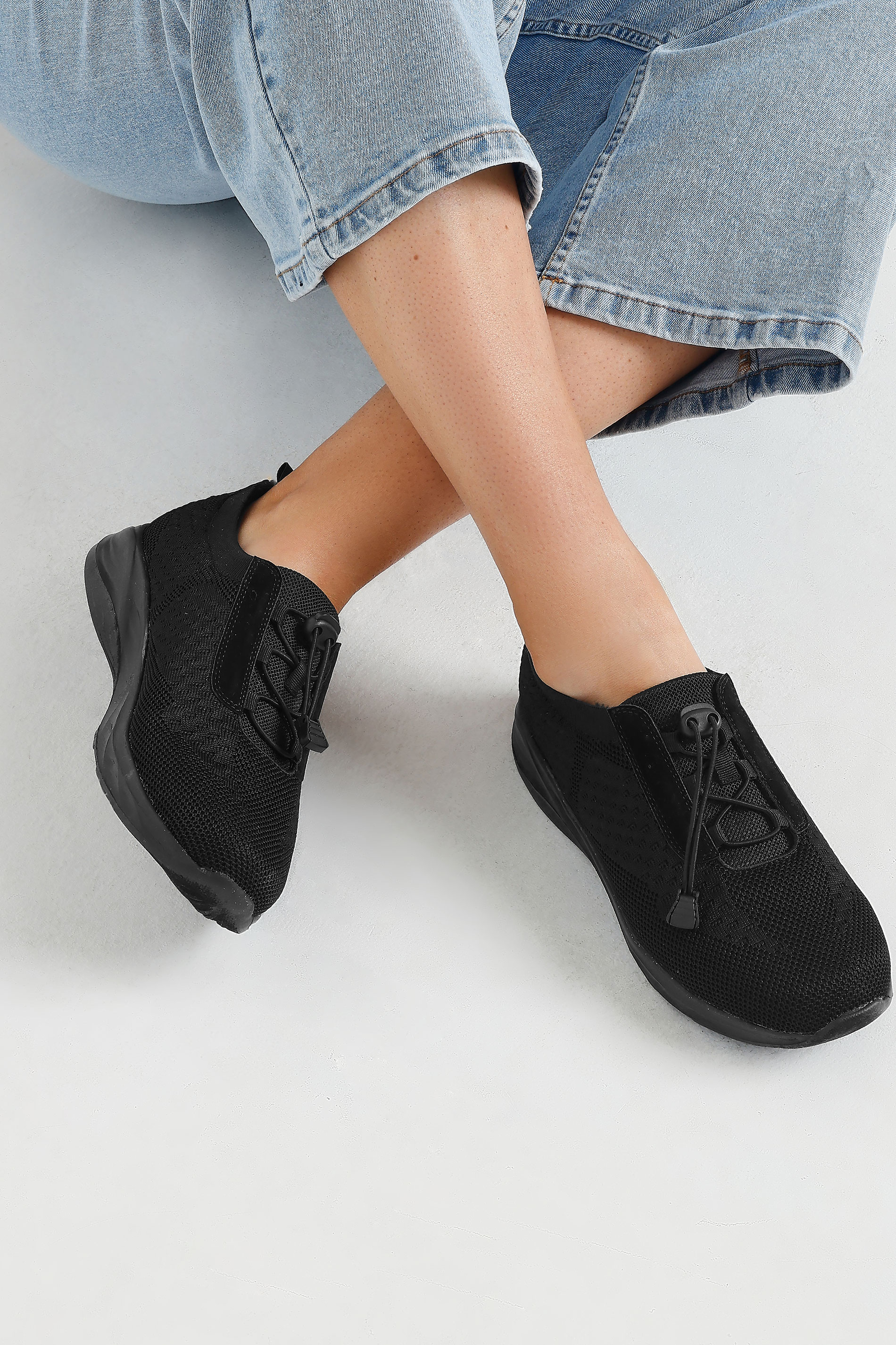 Yours Black Woven Drawcord Trainers In Extra Wide EEE Fit
