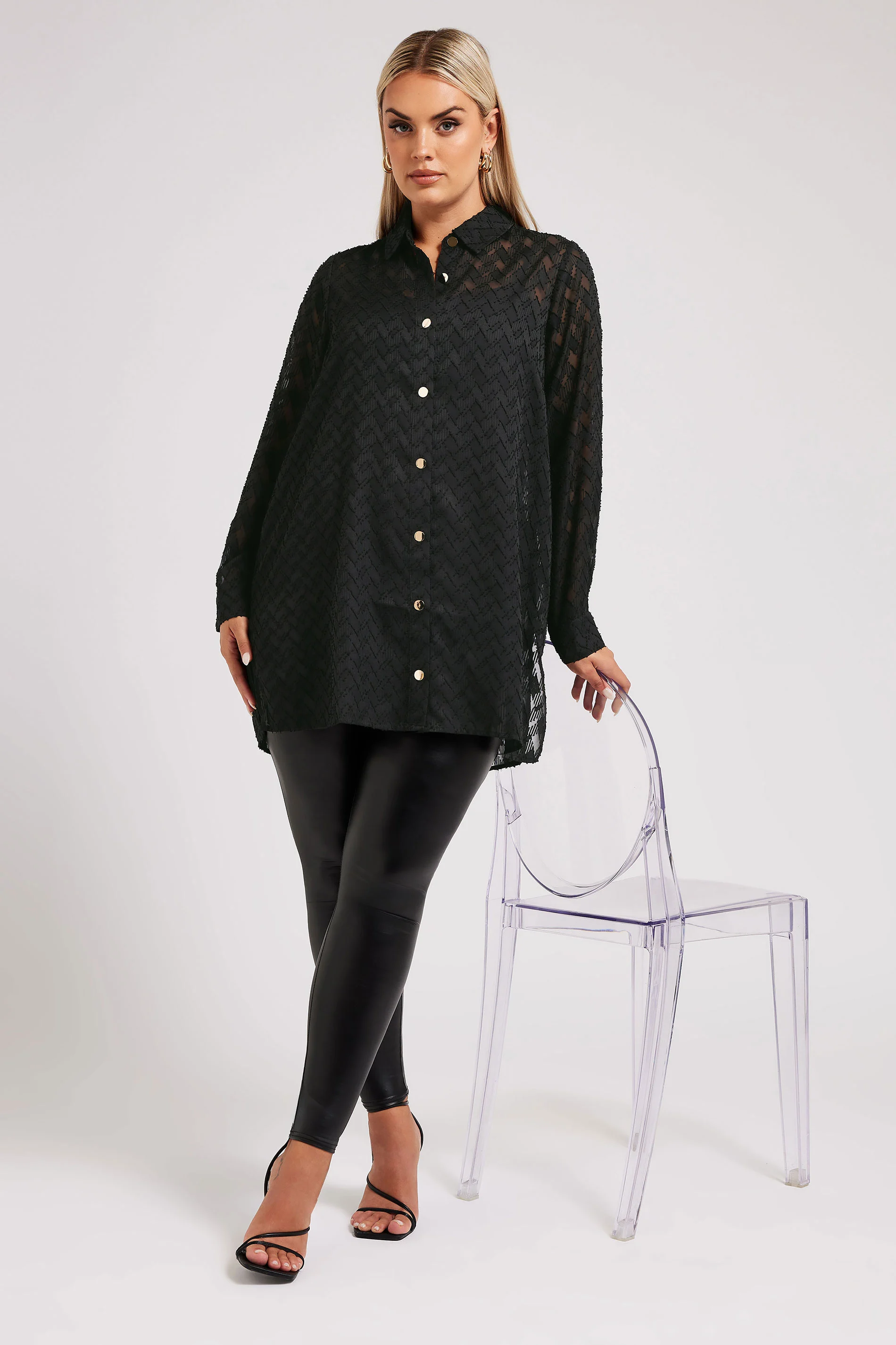 Yours London YOURS LONDON Curve Black Textured Longline Shirt