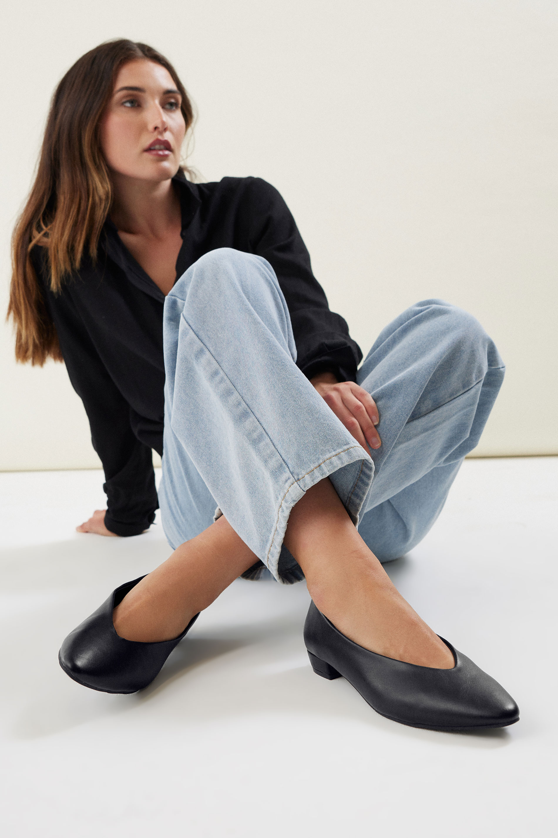 LTS LTS Black Pointed Court Block Heel In Standard Fit