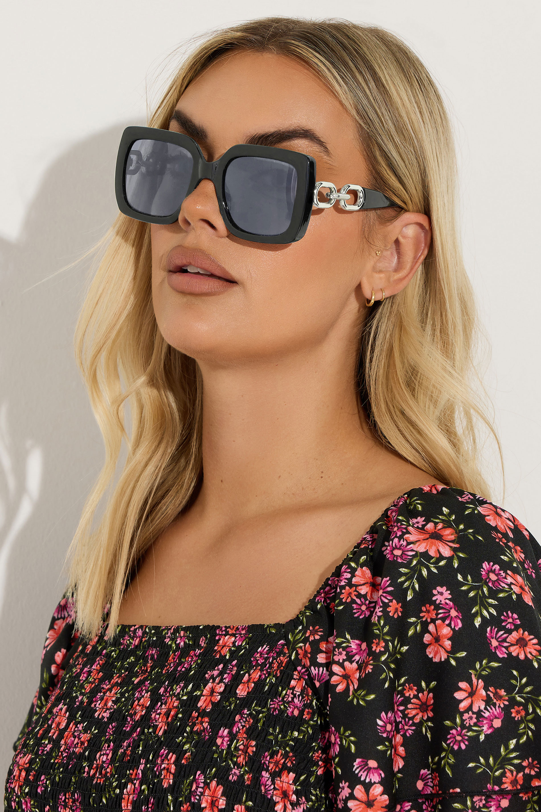 Yours Black Statement Chain Sunglasses