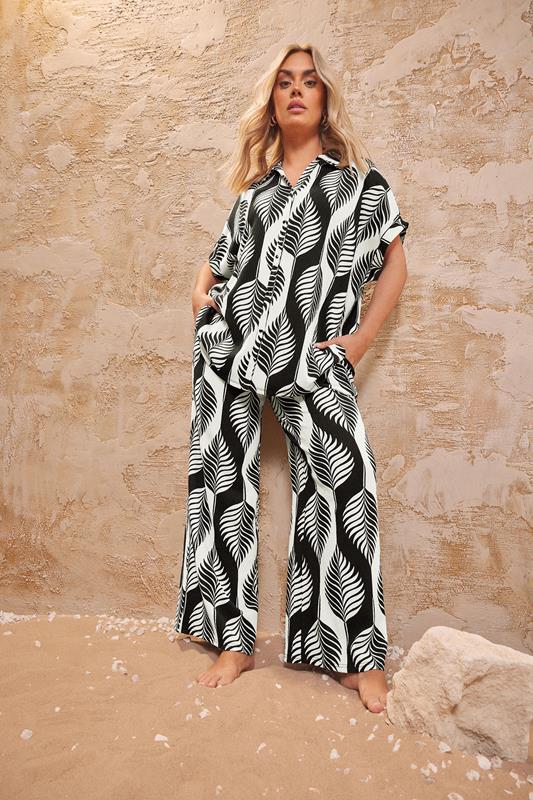 Yours YOURS Curve Black & White Leaf Print Textured Shirt