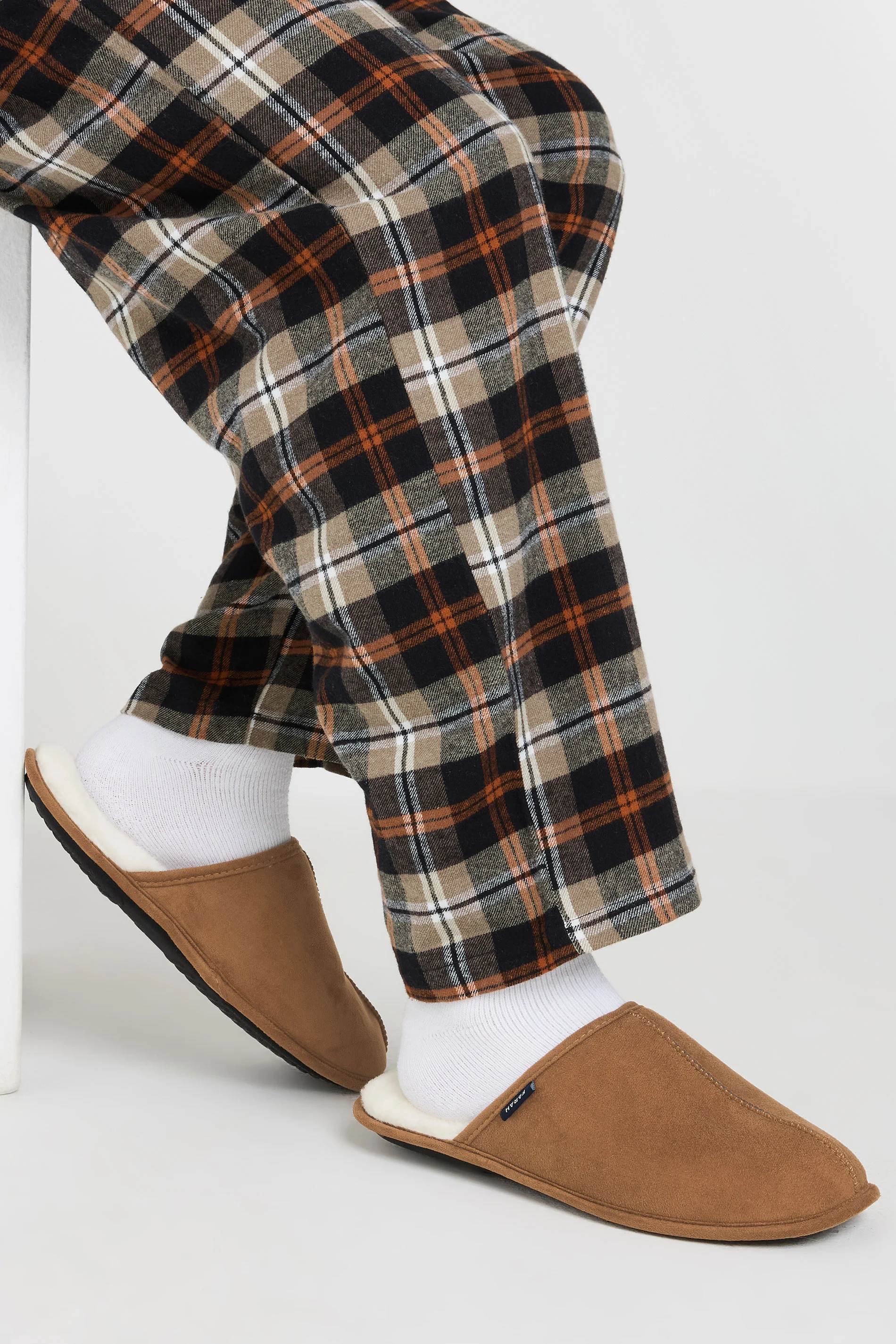 Farah FARAH Tan Brown Faux Fur Lined Mule Slippers