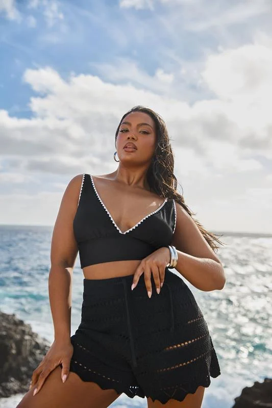Yours YOURS Curve Black Crochet V-Neck Vest