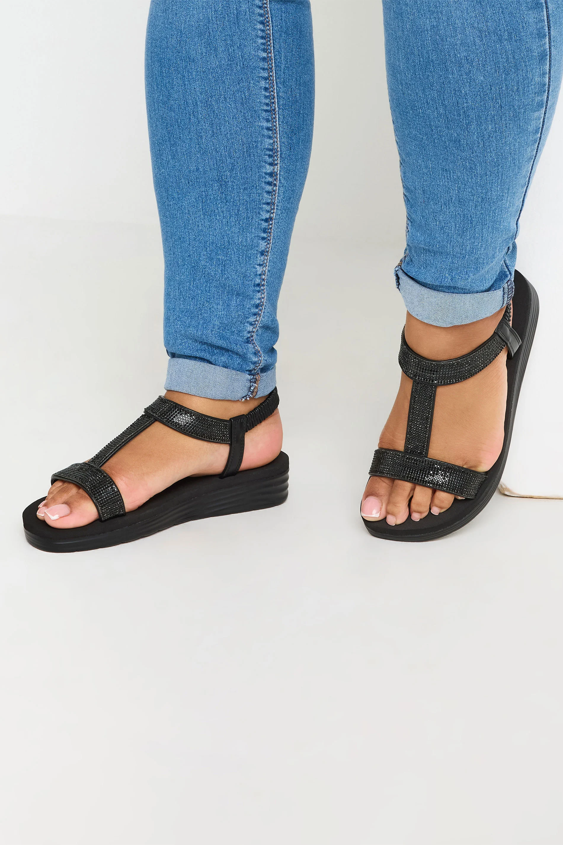 Yours Black Diamante Strap T-Bar Sandals In Wide E Fit