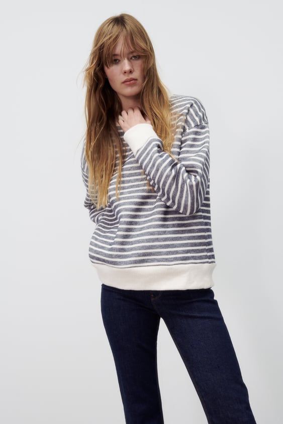STRIPED SWEATSHIRT