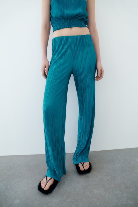 PLEATED WIDE LEG PANTS