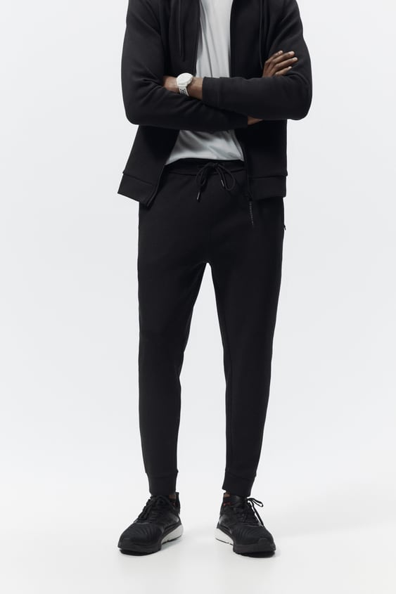JOGGER PANTS