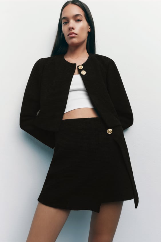 TEXTURED BUTTONED SKORT