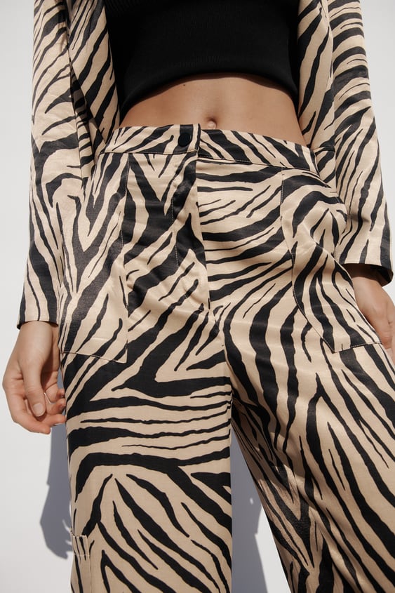 FLUID ANIMAL PRINT PANTS