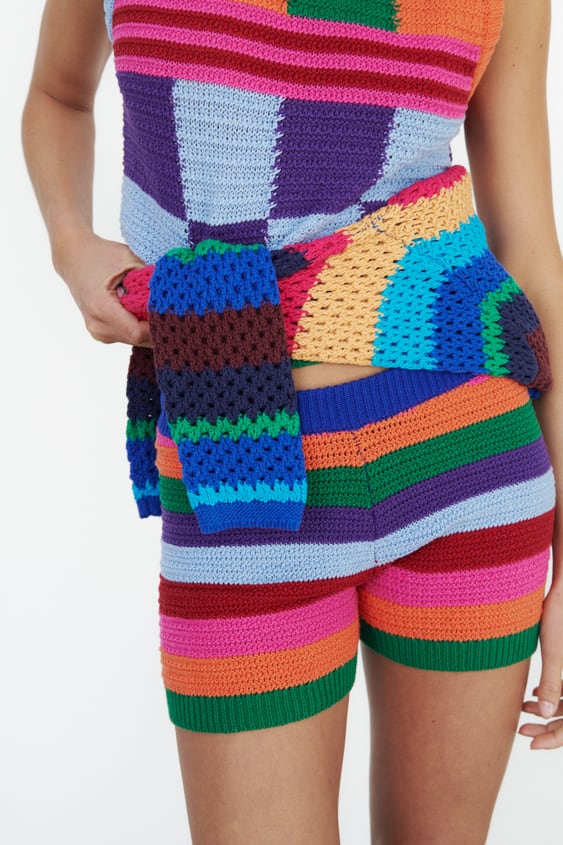 PLAID KNIT VEST