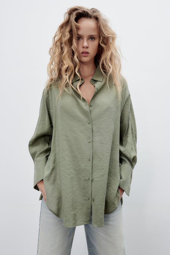 FLOWY OVERSIZED SHIRT